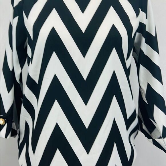 Everly Black and White striped Blouse - Picture 2 of 8